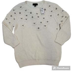 The Limited M Off White Crochet Flower & Rhinestones Crew Neck Sweater